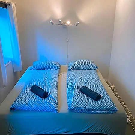 Unstad Surfpacker Otel